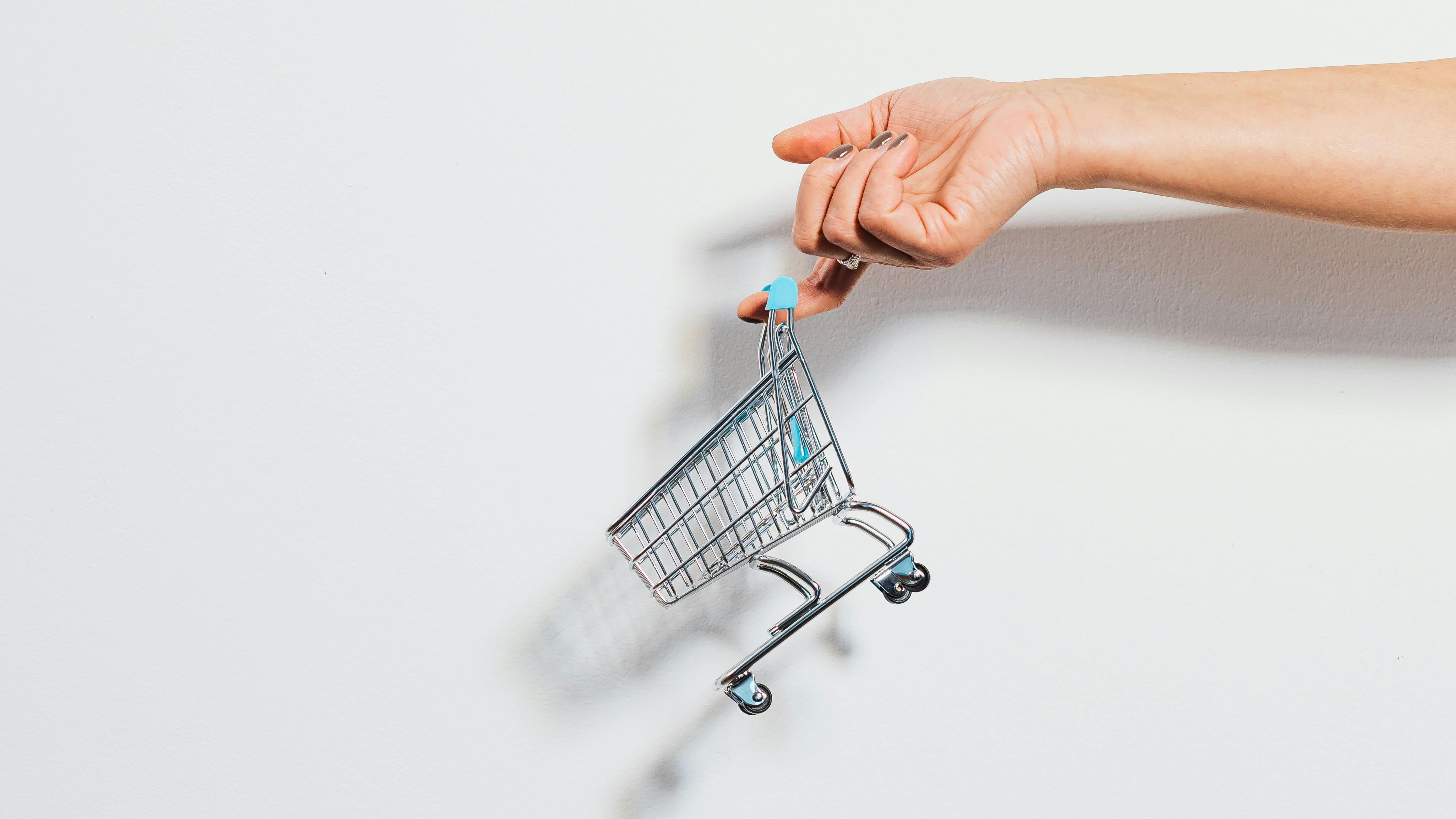 Finger holding cart